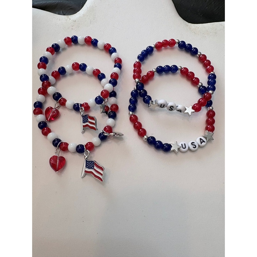 Patriotic USA Beaded‎ Stretch Bracelet Set Red White Blue Flag Star Heart Charms